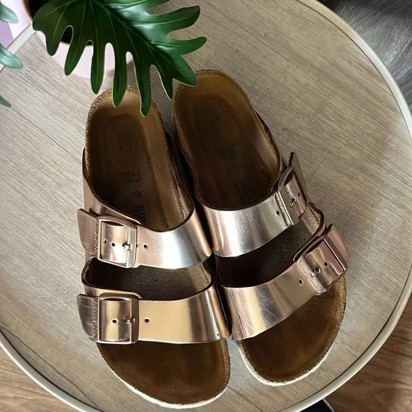 Birkenstock Arizona Sandal Metallic Copper - Picture 3 of 14